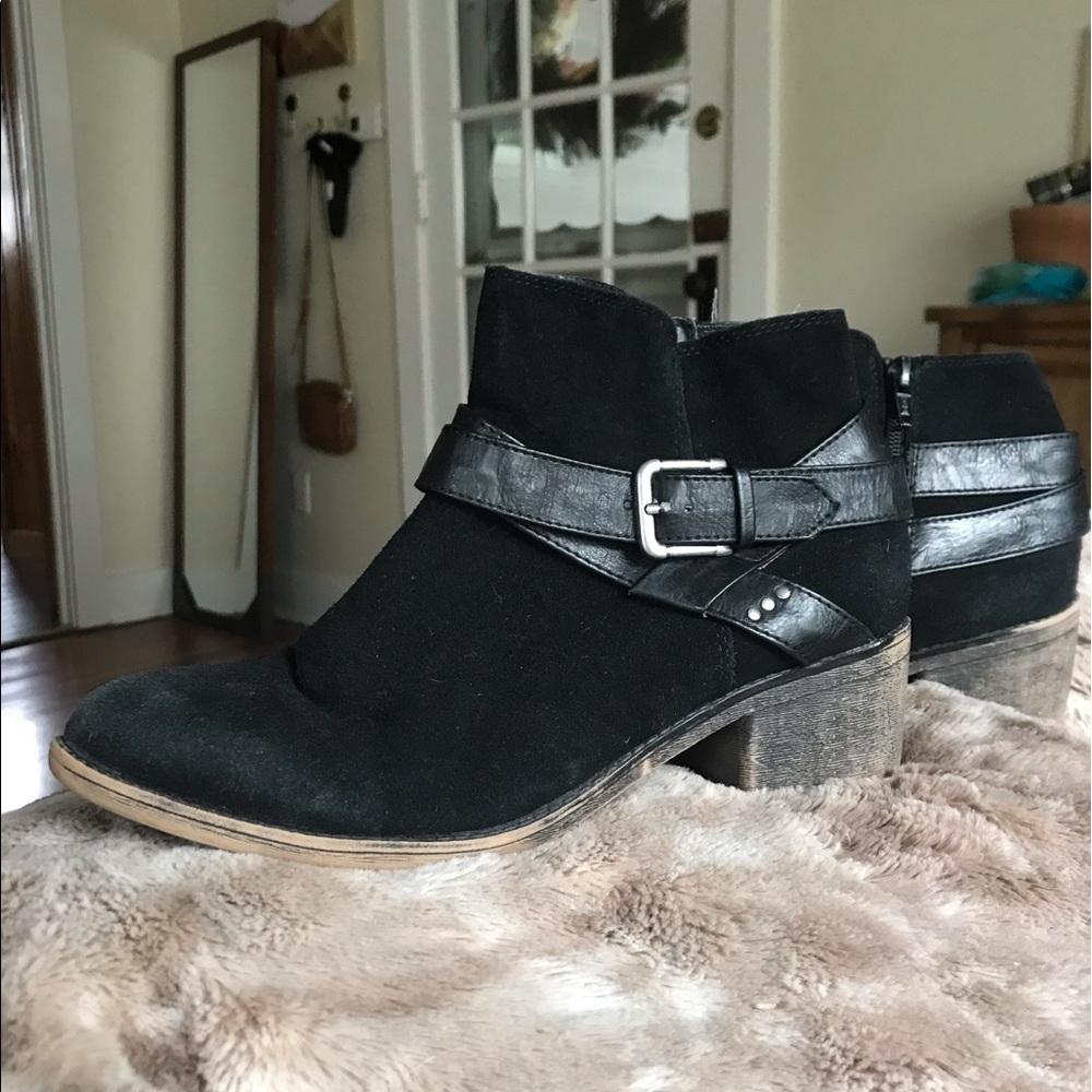 LOWEST PRICE Black suedette buckle booties